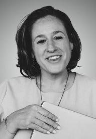 Stephanie Bohr headshot